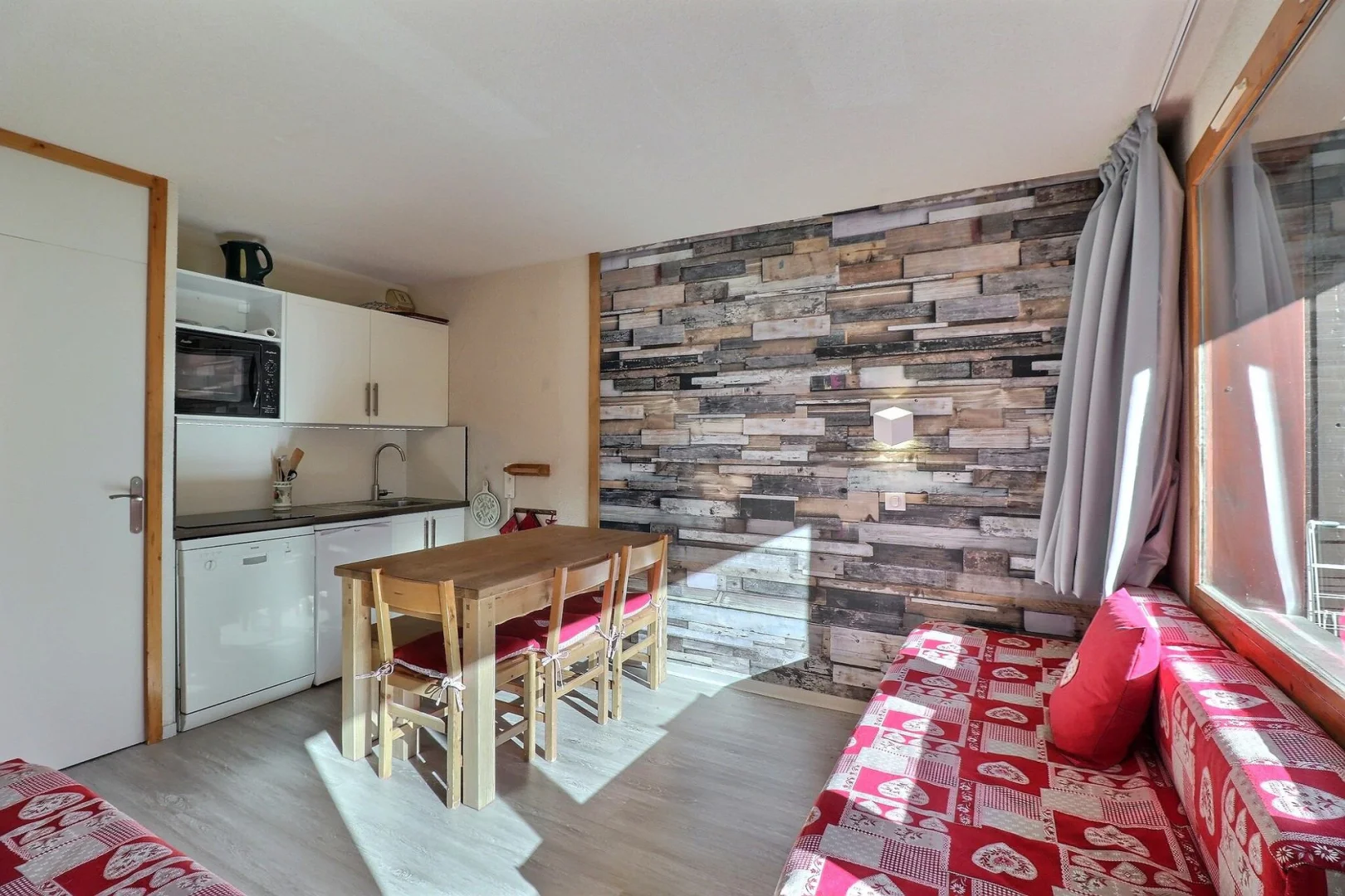 CROD111 / 2 комнаты / Méribel / Le Hameau